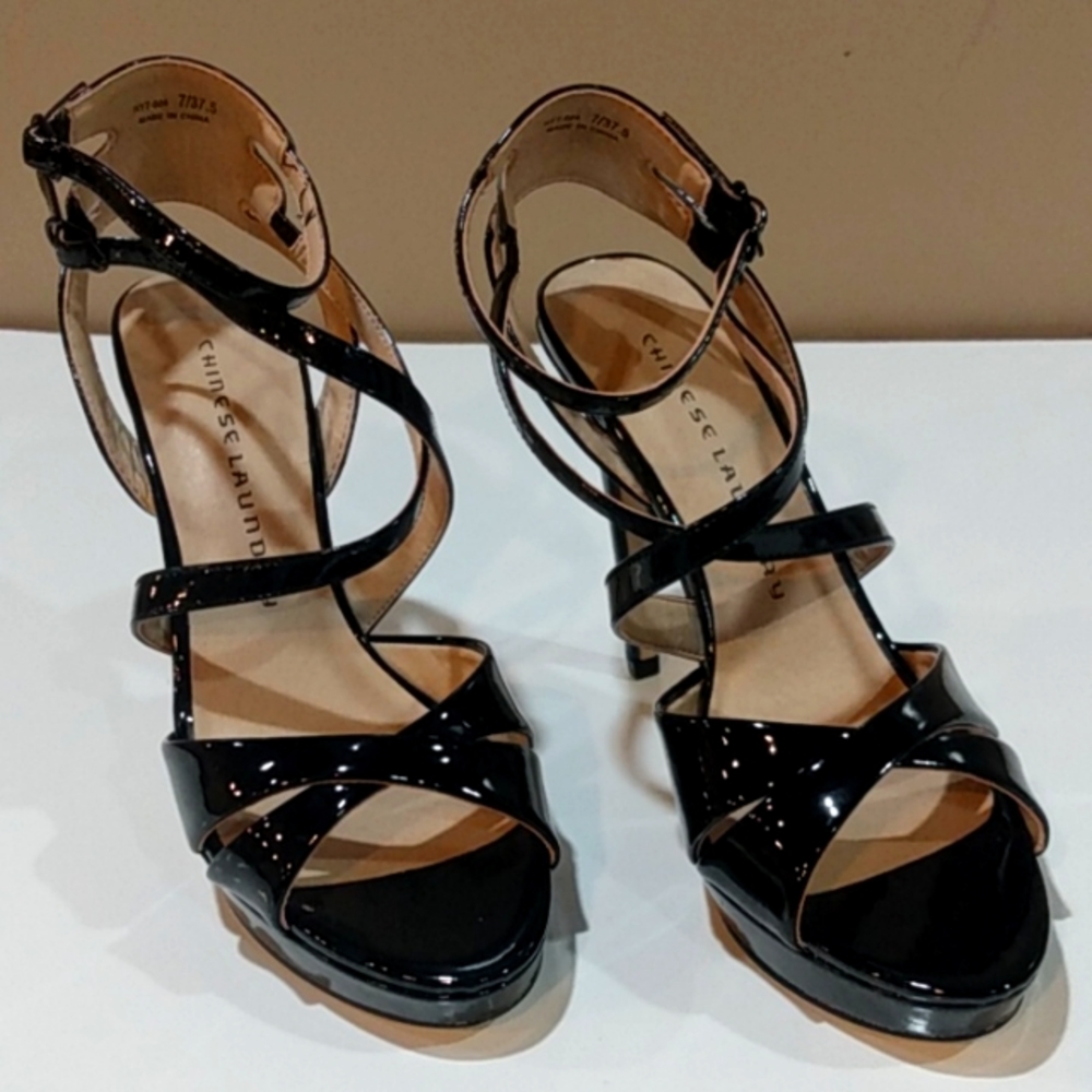 Chinese Laundry Highlight Women's Patent Leather Strappy High Heels Size 7